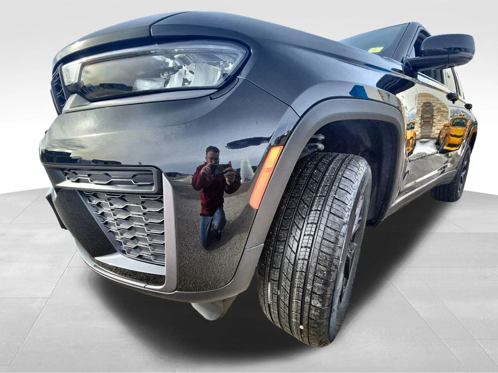 New 2026 Black Jeep Altitude image 40