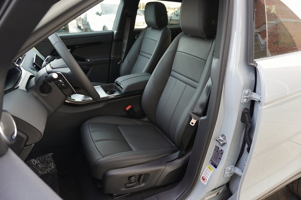 2026 LAND ROVER RANGE ROVER EVOQUE - Image 13