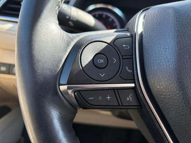 Certified Used 2018 Red Metallic Toyota XLE V6 image 56