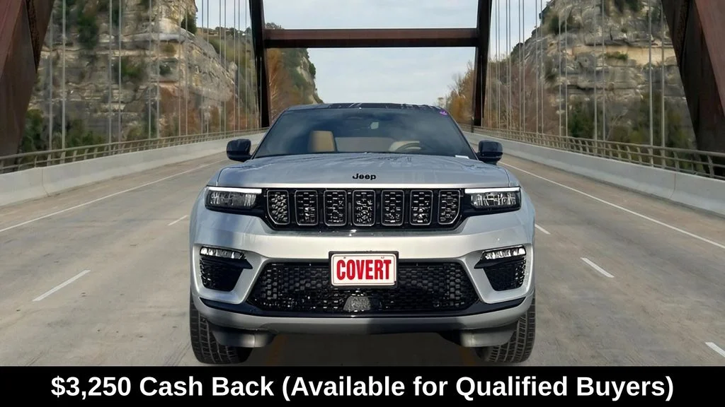 New 2025 Silver Zynith Exterior Paint Jeep Summit Reserve image 2