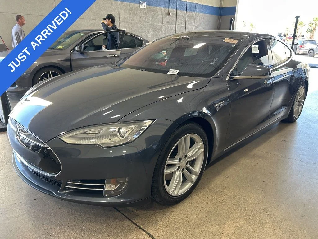 2016 Tesla Model S 90D's photo