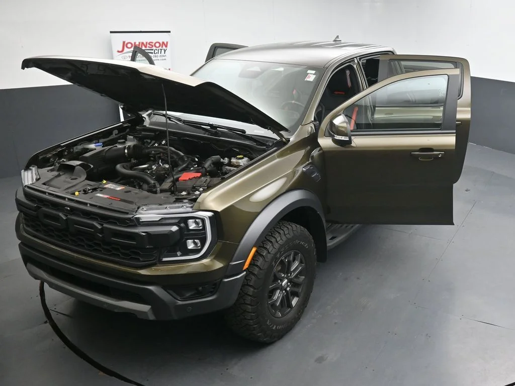 Used 2025 Green Ford Raptor image 26