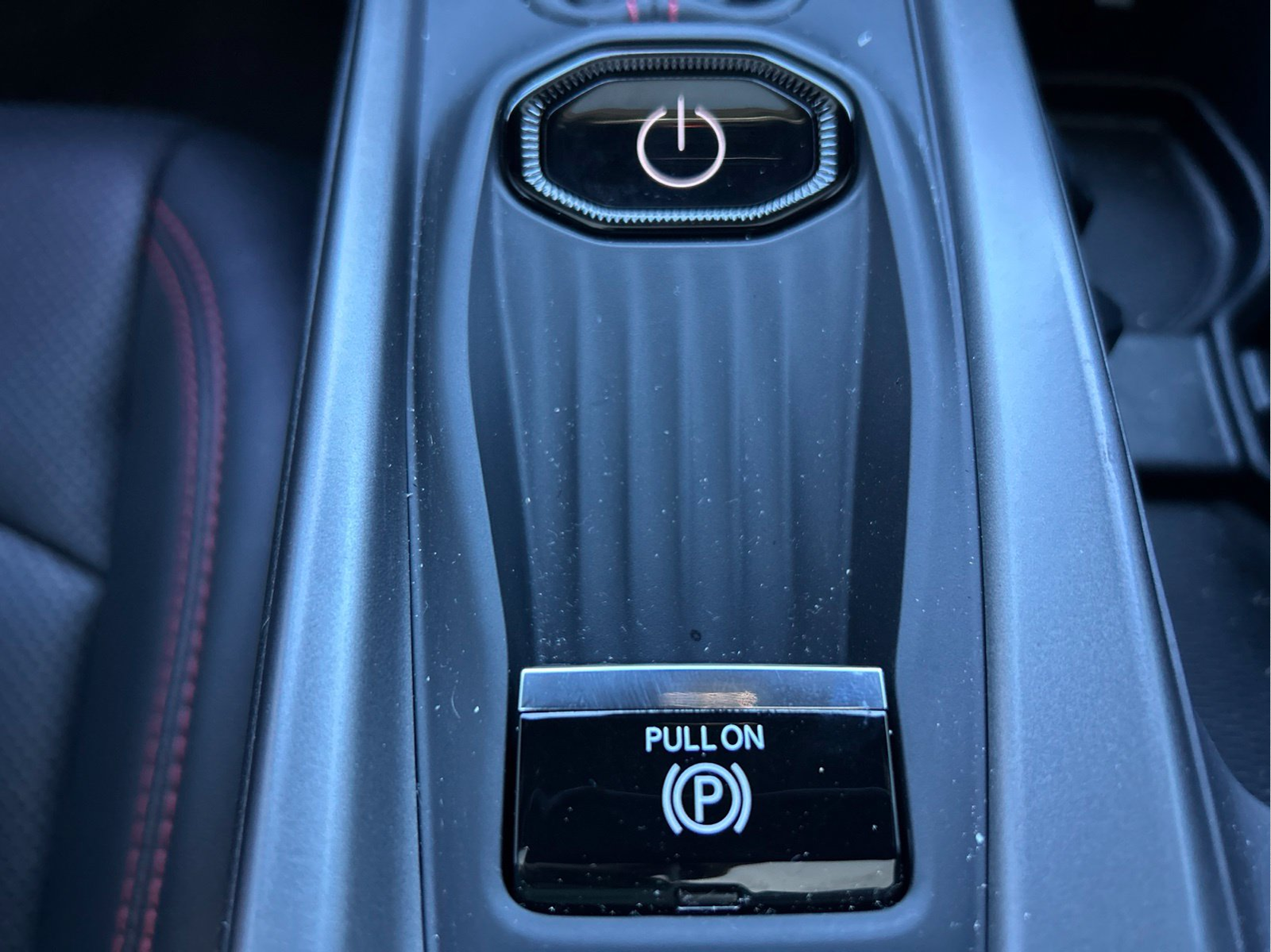 Used 2024  Dodge R/T image 33