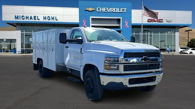 2024 Chevrolet Silverado HD Work Regular Cab 141" WB's photo