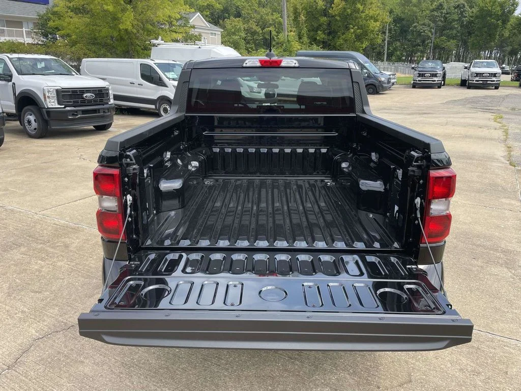 New 2026 Black Ford Lobo Standard image 10