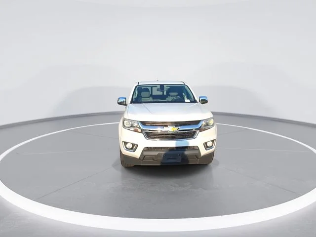 Used 2016 White Chevrolet LT image 3