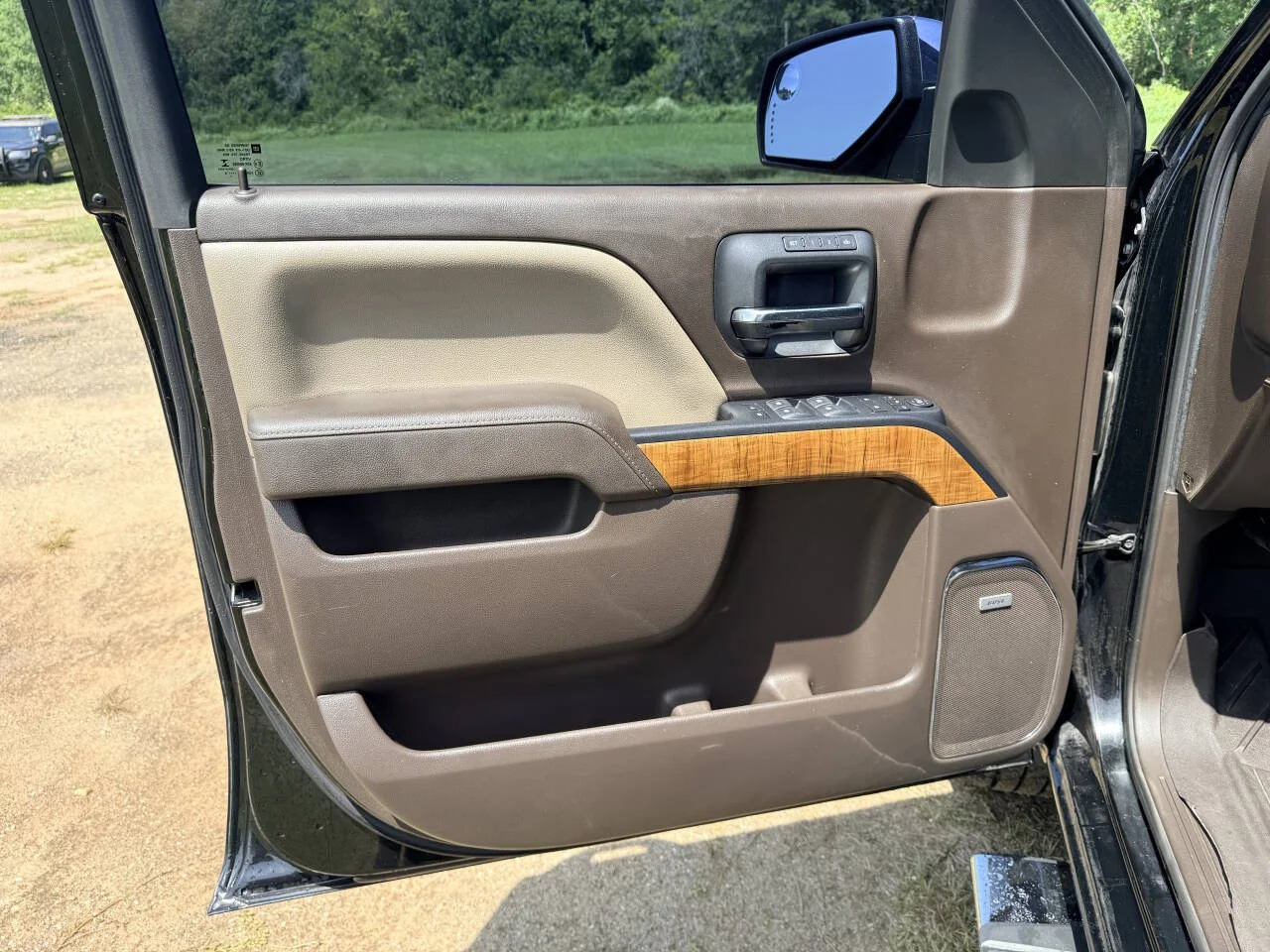 Used 2018 Black GMC SLT 4x2 4dr Crew Cab 5.8 ft. SB image 26