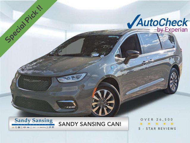 2025 Chrysler Pacifica Hybrid Select