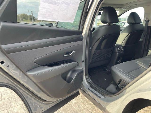 2025 Hyundai Tucson Limited - Photo 16