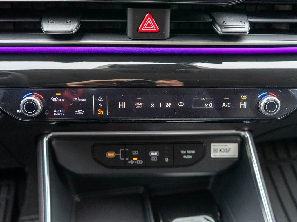 New 2026 Snow White Pearl Kia SX Prestige image 28