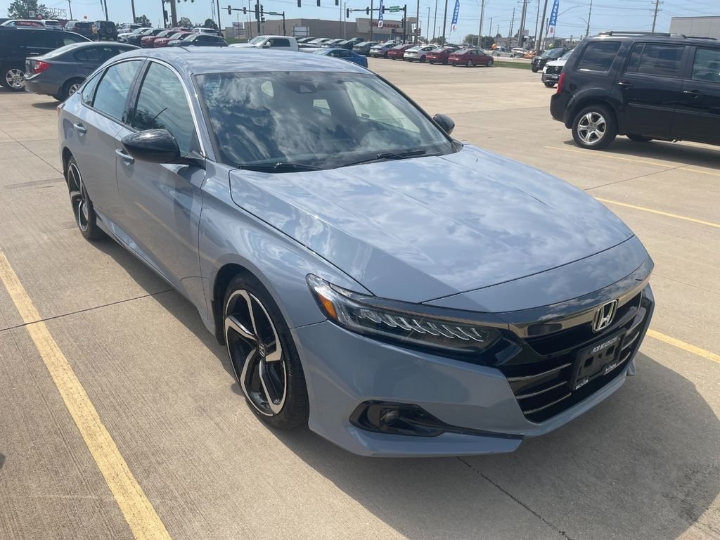 Used 2021 Sonic Gray Pearl Honda Sport image 1
