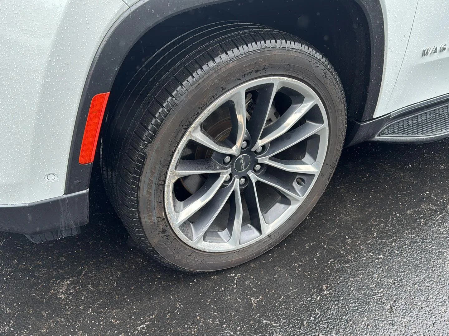 Used 2022 Bright White Clearcoat Jeep Series II image 9