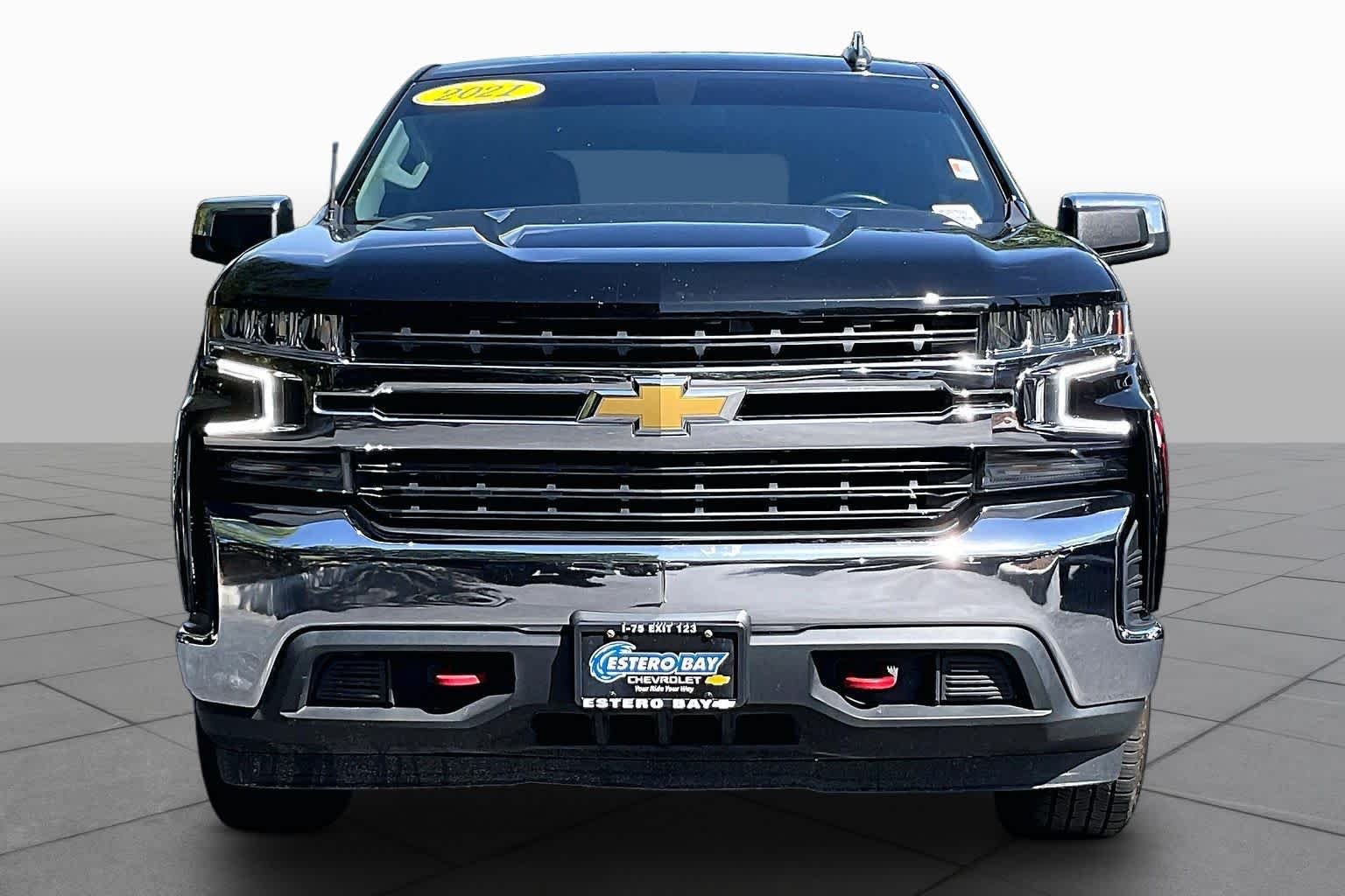 Used 2021 Black Chevrolet LT image 4