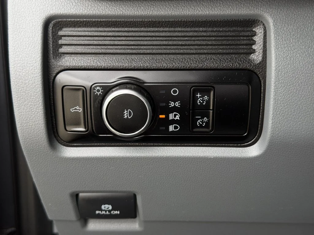 Used 2024 Silver Ford XL image 23