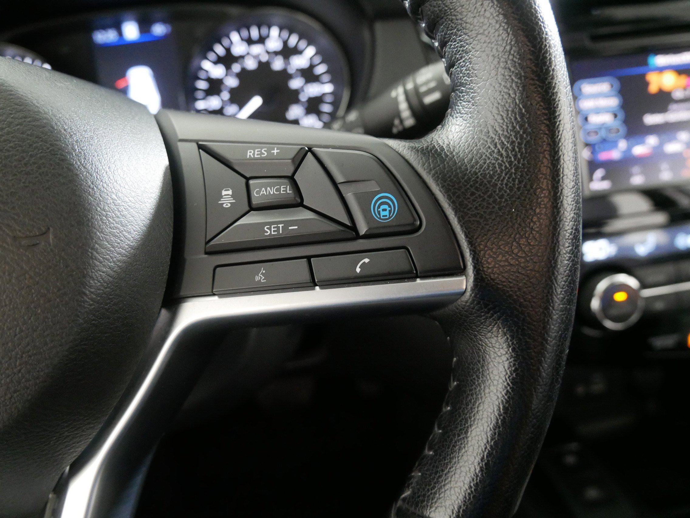 2022 Nissan Rogue Sport SL - Photo 28