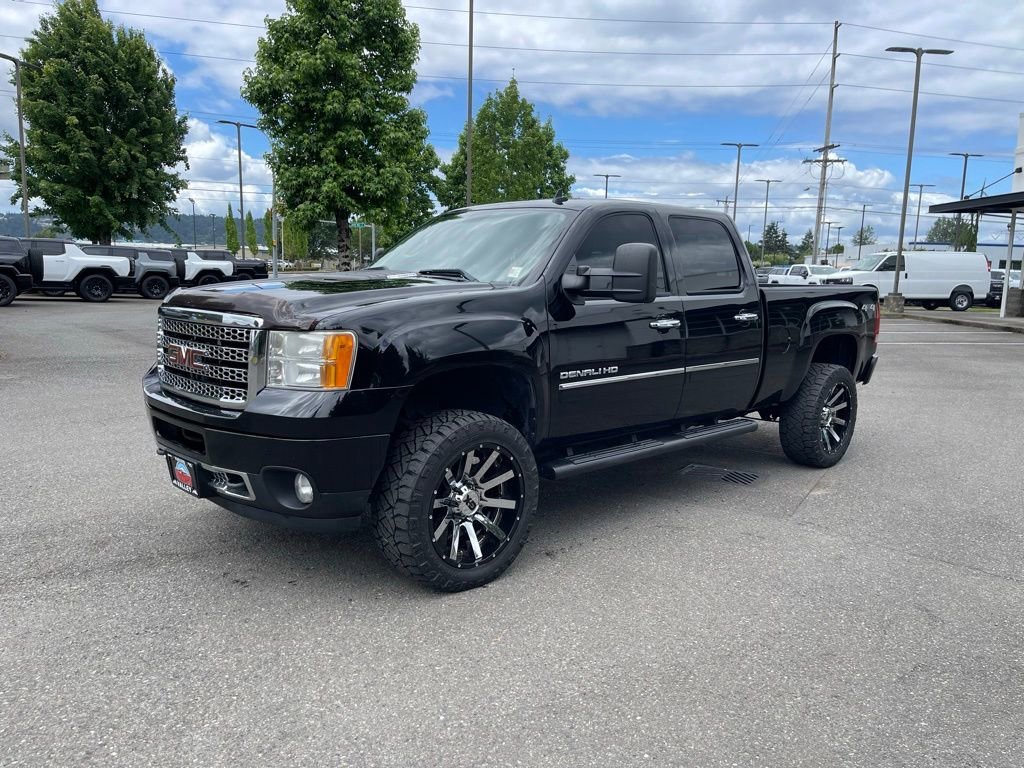 2013 GMC Sierra 4WD Crew Cab Standard Box's photo