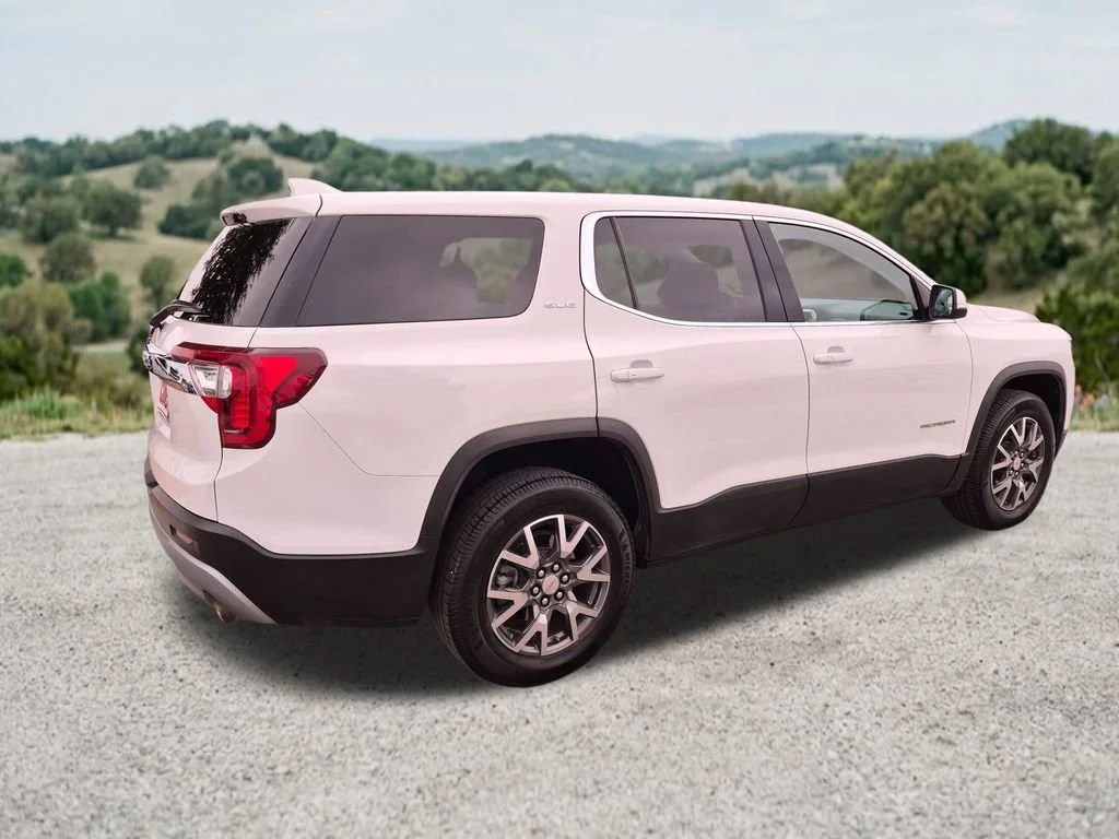 Used 2021 SUMMIT WHITE GMC SLE image 9