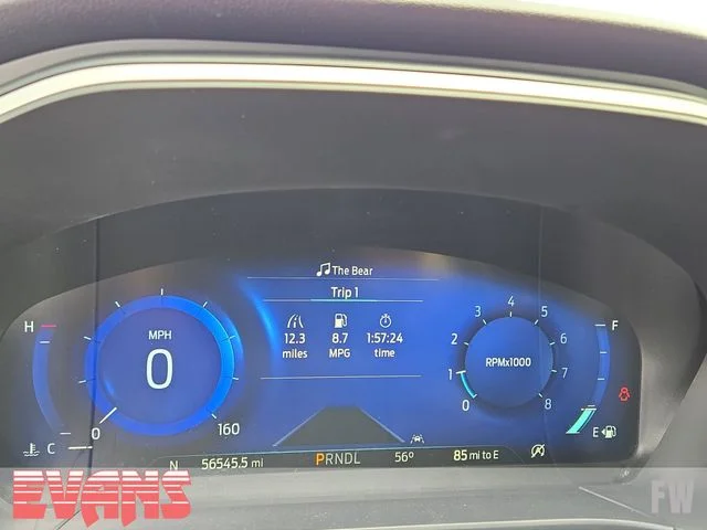 Used 2022 Gray Ford SEL image 3