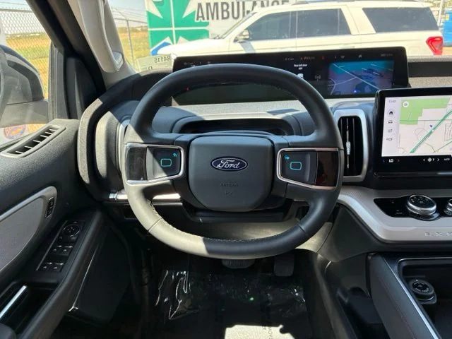 Certified Used 2025 Oxford White Ford Active image 14