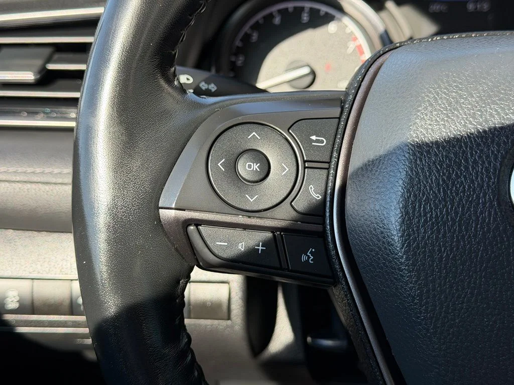 Used 2024 White Toyota SE image 17