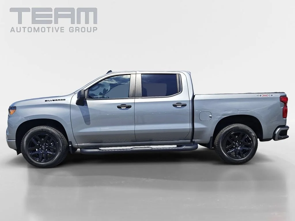 Used 2024 Sterling Gray Metallic Chevrolet Custom image 4