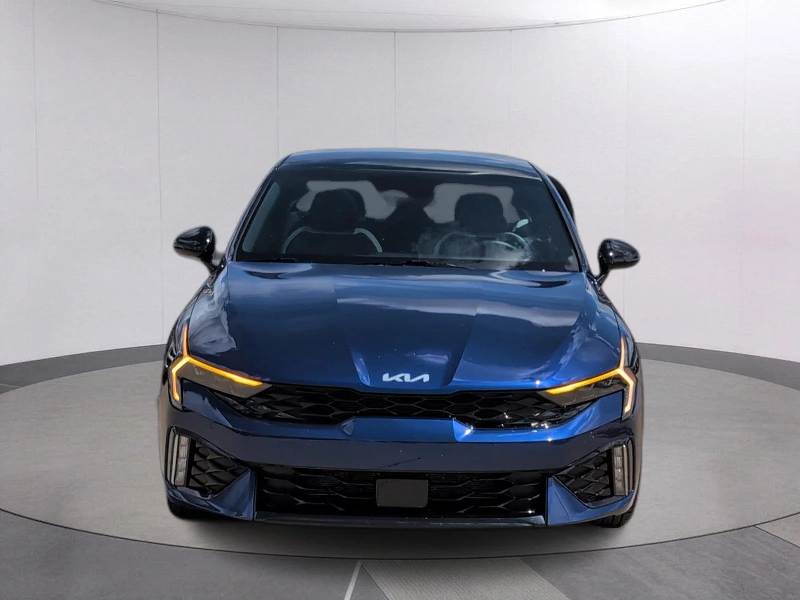 Used 2025 Yacht Blue Kia GT-Line image 11