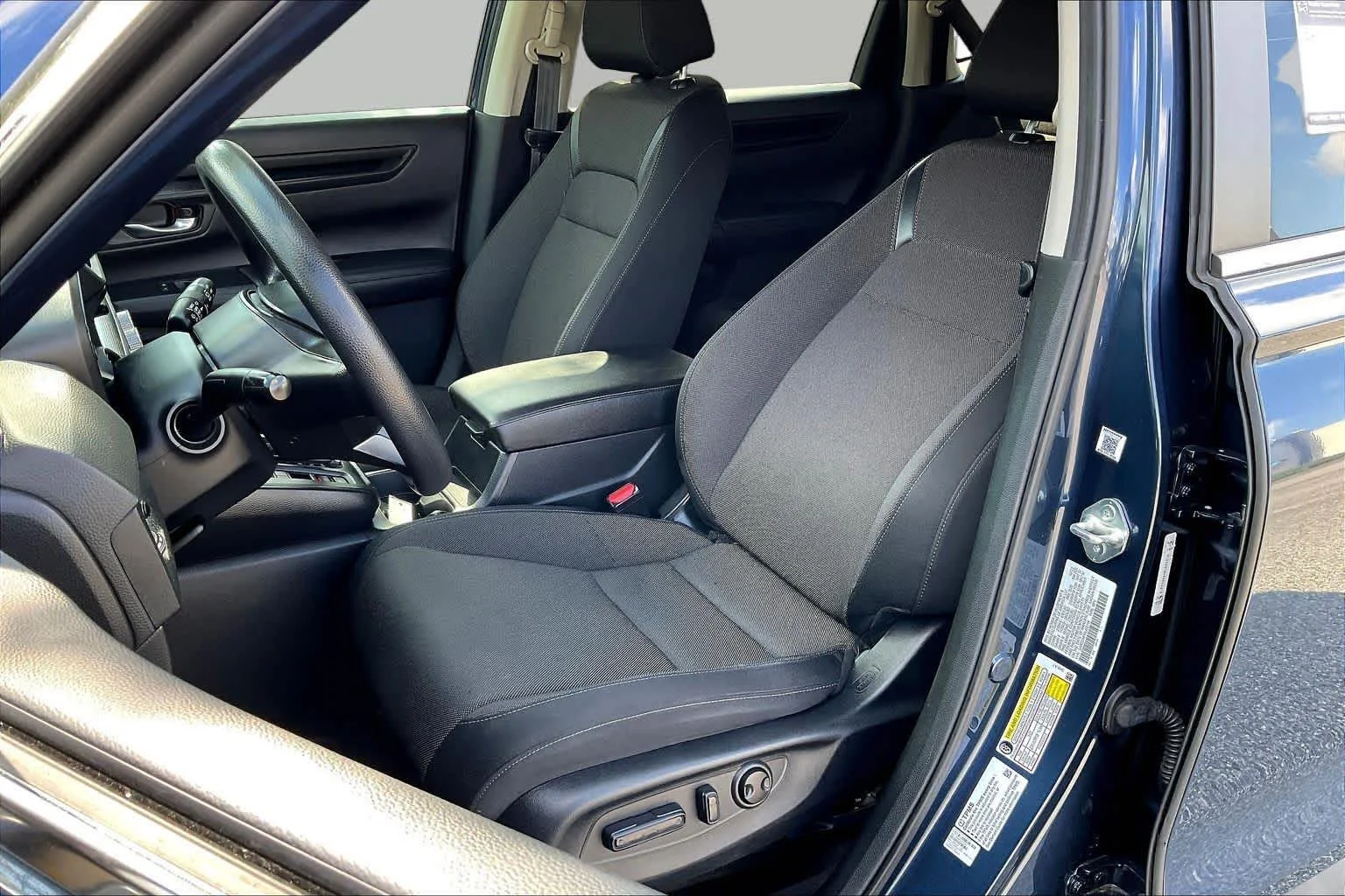 Used 2024 Canyon River Blue Metallic Honda EX image 15