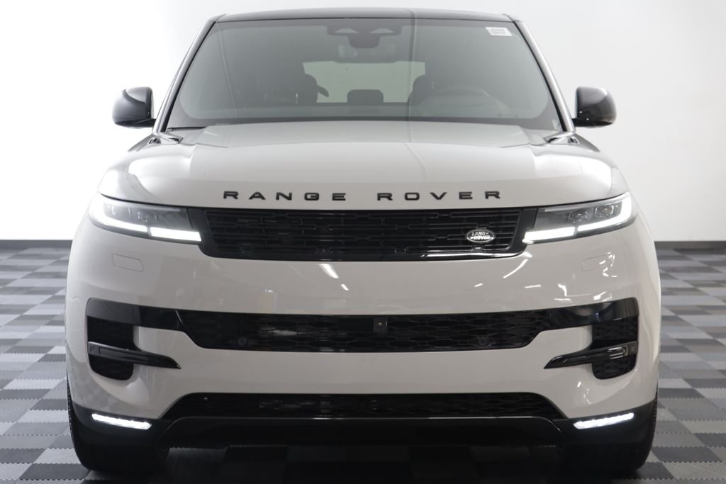 New 2026 Borasco Grey LAND ROVER SE image 23