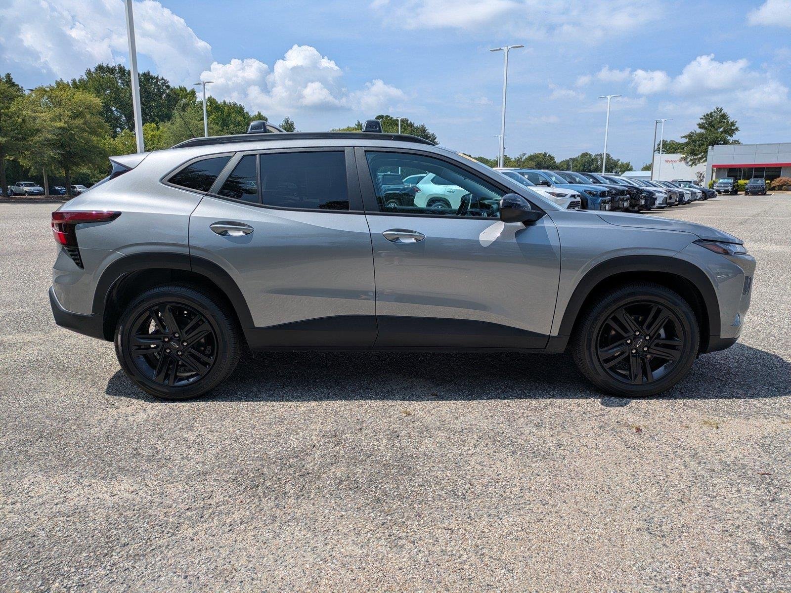 Used 2025 Sterling Gray Metallic Chevrolet ACTIV image 3