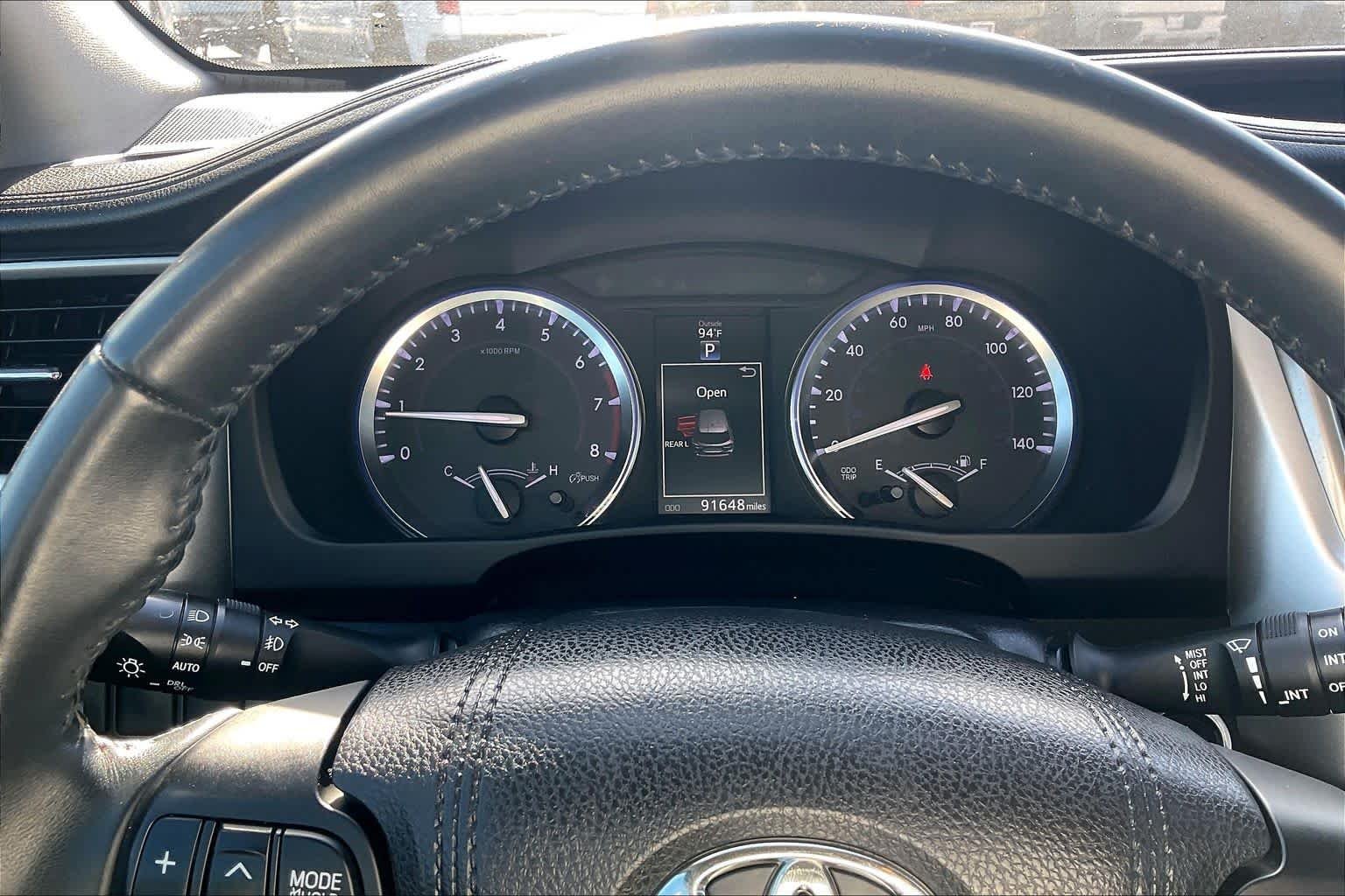 Used 2016 Blizzard Pearl Toyota XLE image 26