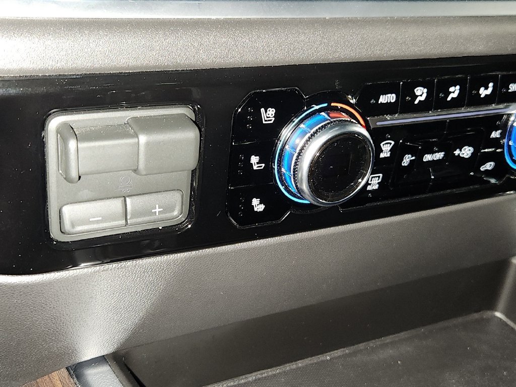 2026 GMC Sierra 1500 SLT - Photo 15