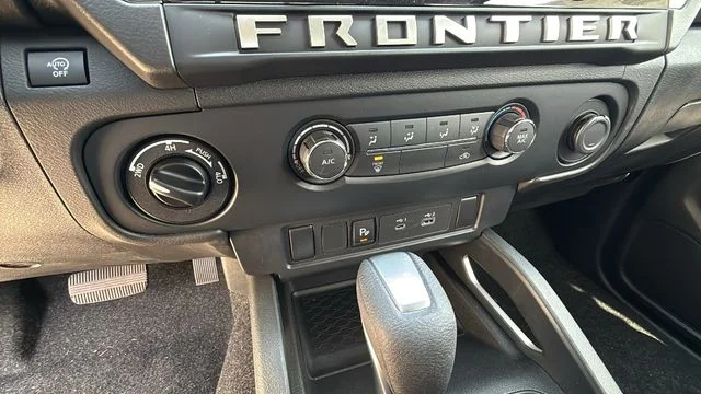 2026 Nissan Frontier SV - Photo 14
