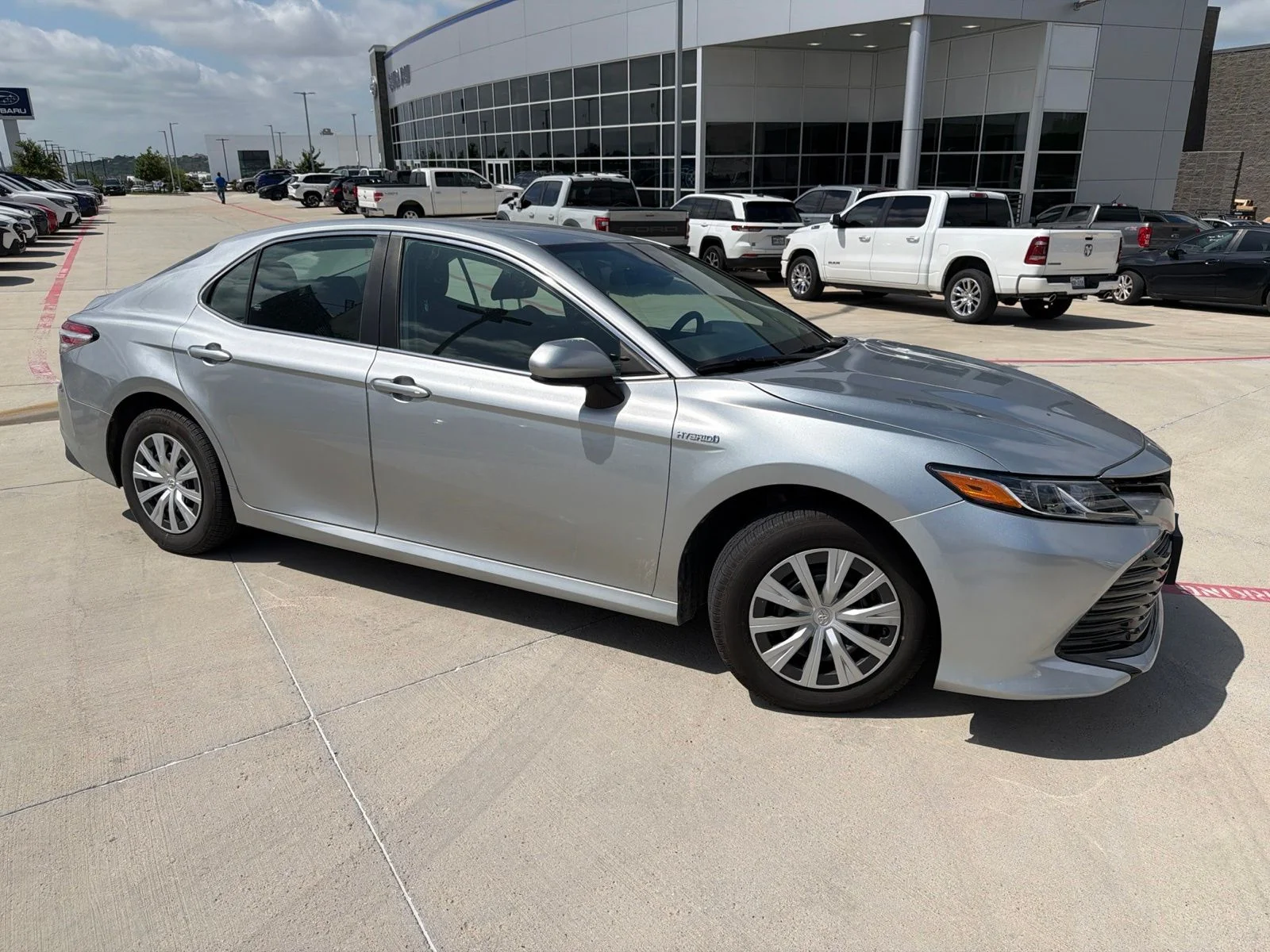 Used 2020 Silver Toyota LE image 2