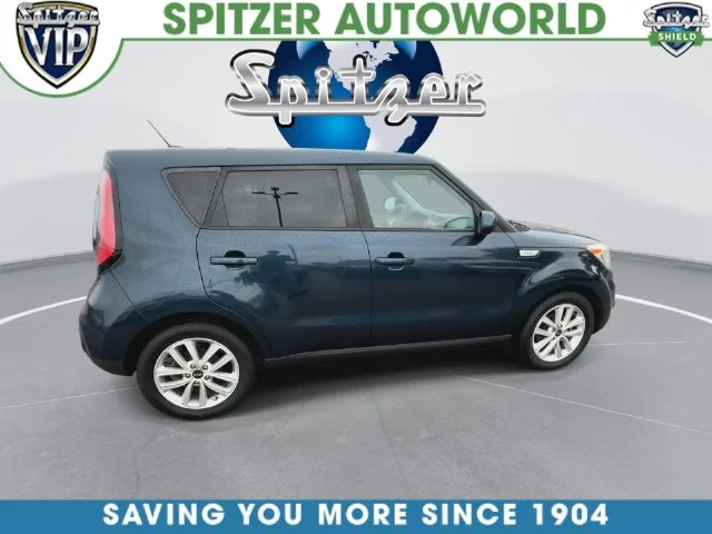 Used 2017 Black Kia Plus image 16