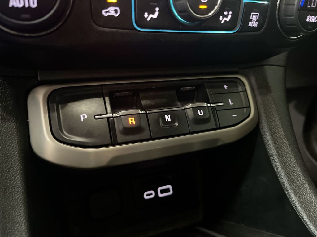 Used 2022 Black GMC Denali image 24