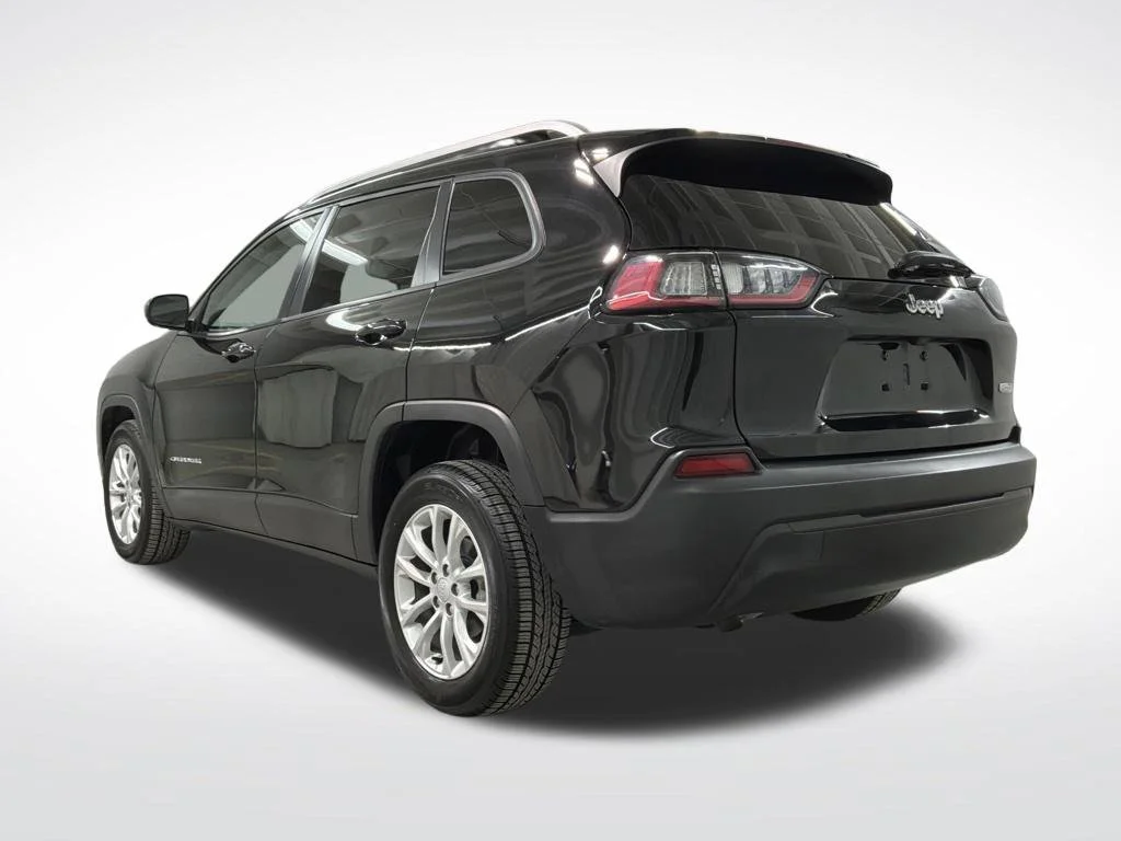 Used 2021 Jeep Cherokee Latitude with VIN 1C4PJLCB3MD214912 for sale in Morton Grove, IL