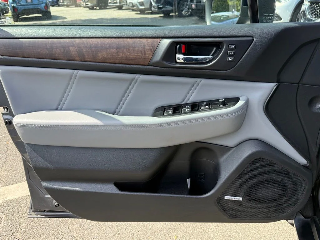 Used 2018 Magnetite Gray Metallic Subaru 2.5i image 23