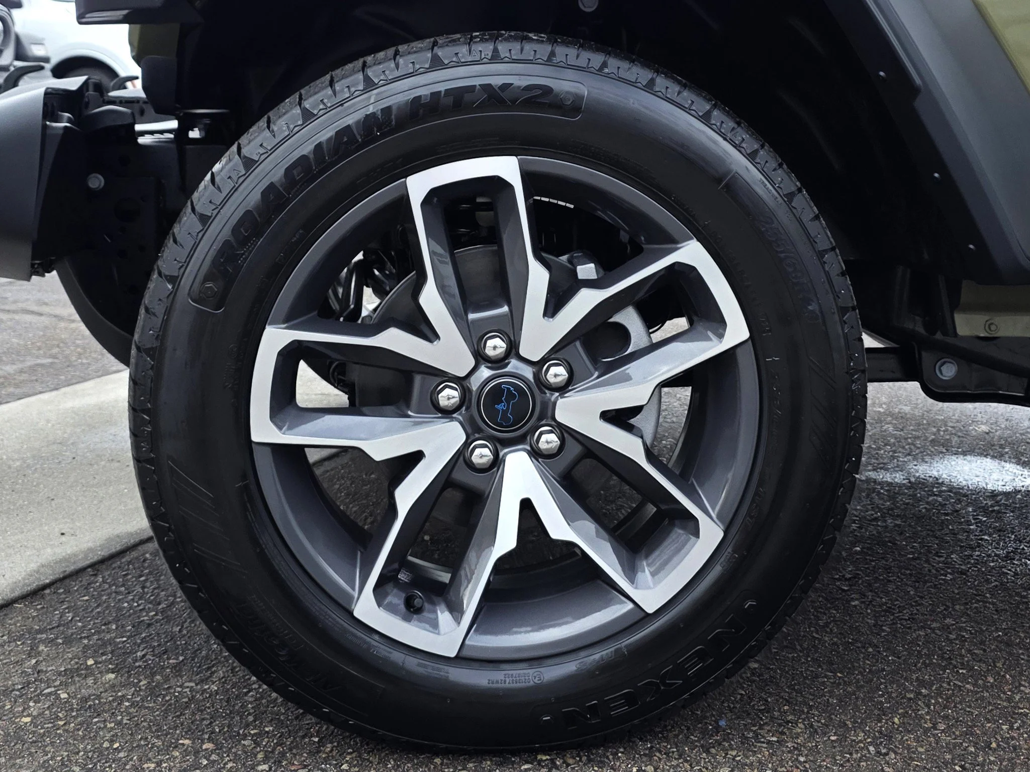 New 2025 41 Jeep Sport S 4xe image 9
