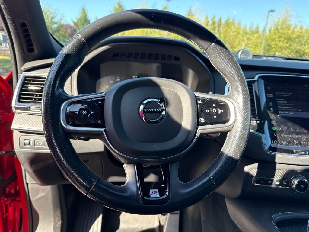 Used 2018 Passion Red Volvo T8 R-Design image 10