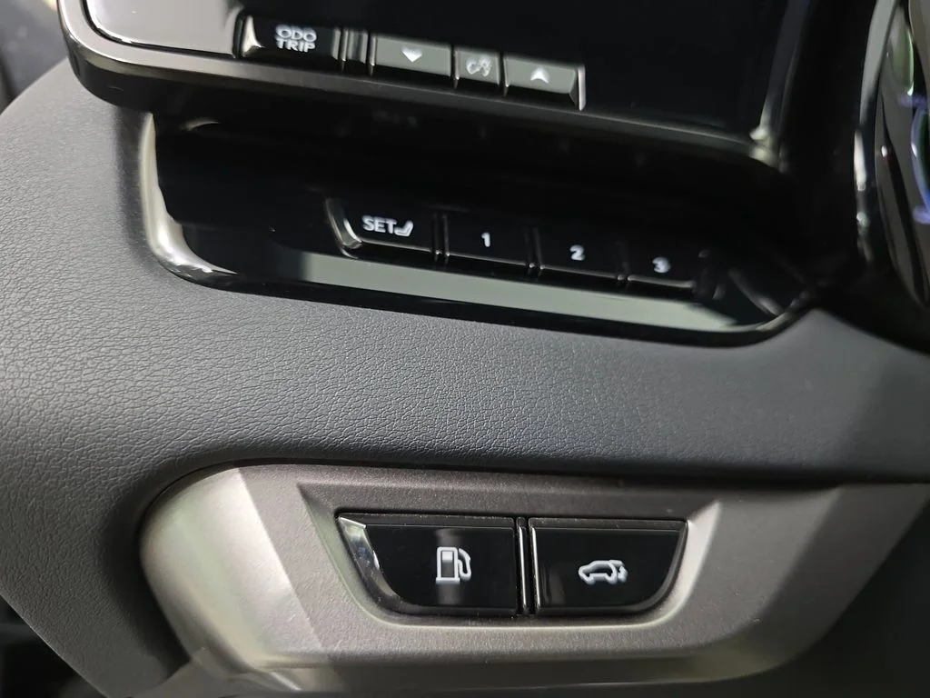 2024 Lexus RX PHEV 450h+ - Photo 26