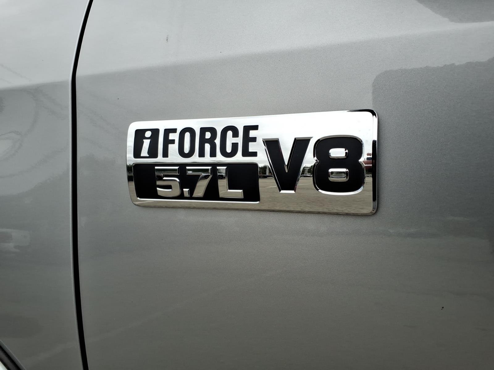 Used 2016 Silver Sky Metallic Toyota LTD image 17