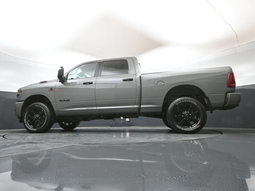 New 2026 Ceramic Gray Clear-Coat Exterior Paint RAM Big Horn image 57