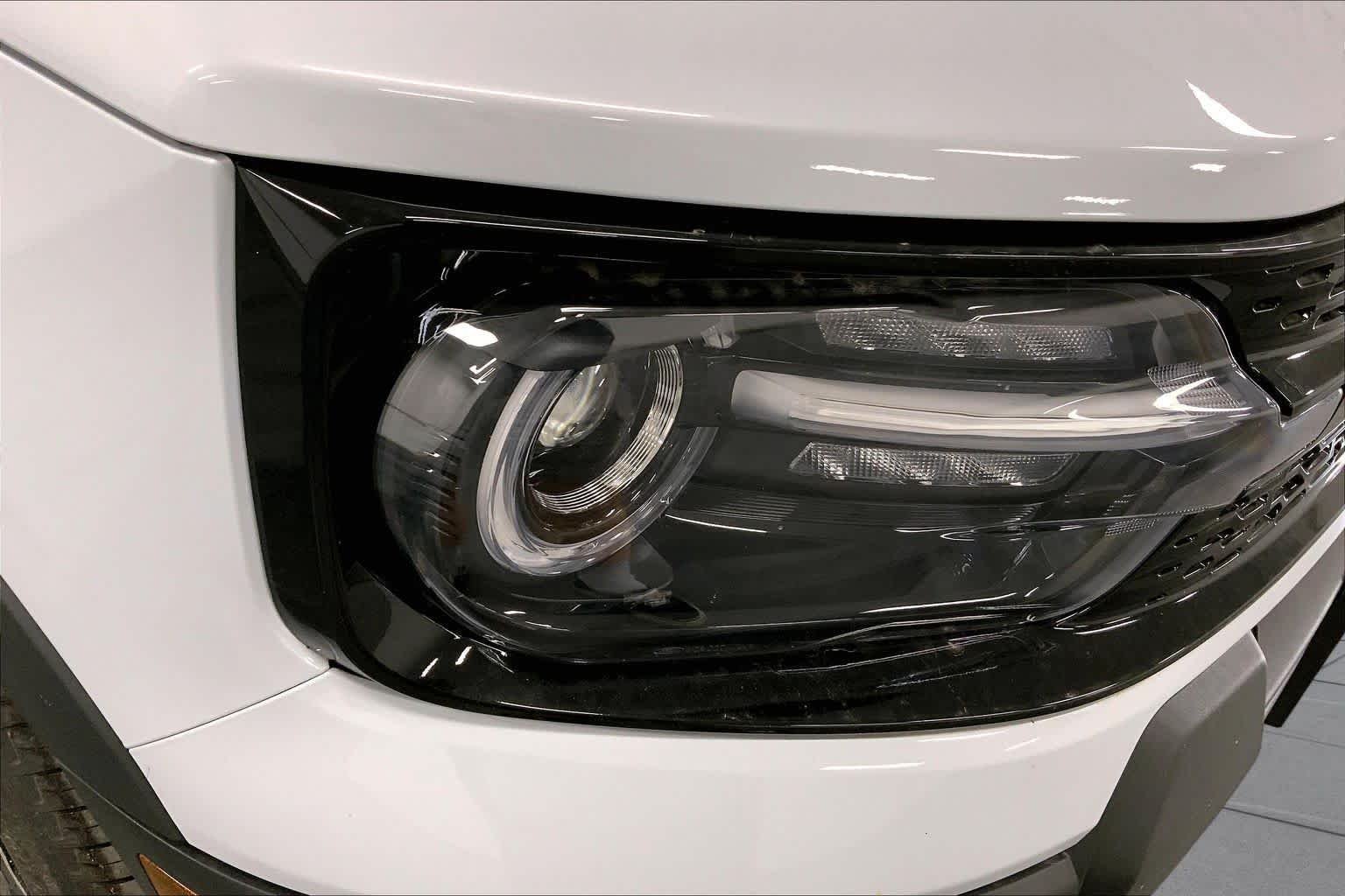 New 2026 Space White Metallic Ford Outer Banks® image 12