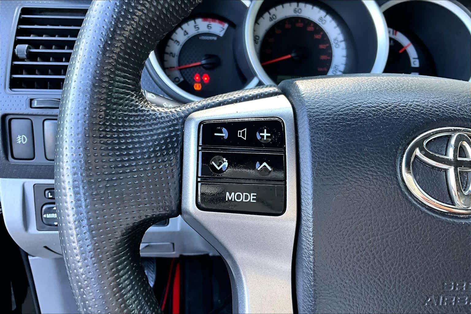 Used 2013 Black Toyota  image 22