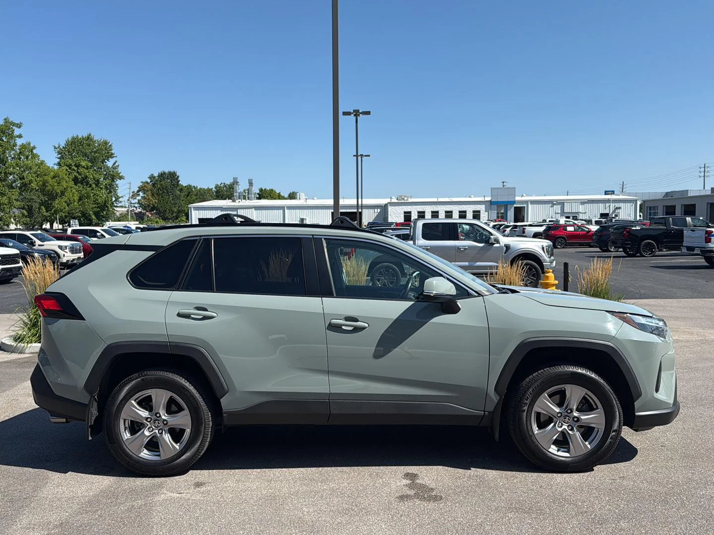 Used 2022 Lunar Rock Toyota XLE image 2