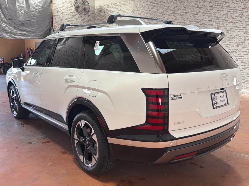 New 2027 Creamy White Pearl Hyundai Limited image 5