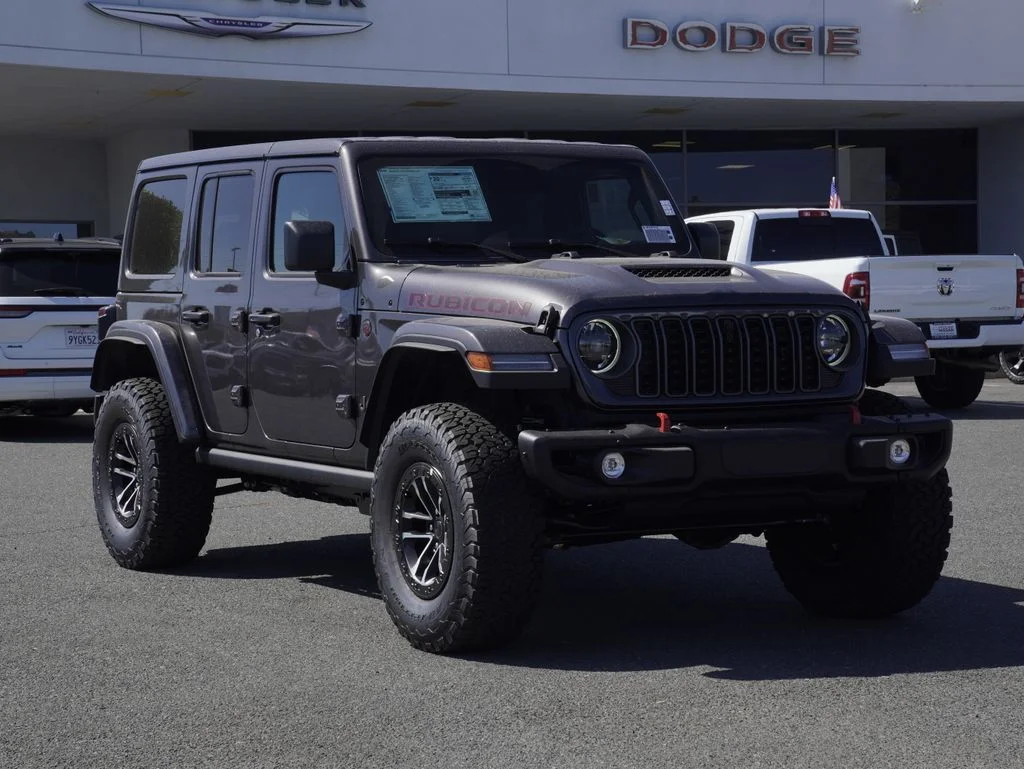 New 2026 Granite Crystal Metallic Clear-Coat Exterior Paint Jeep Rubicon X image 1