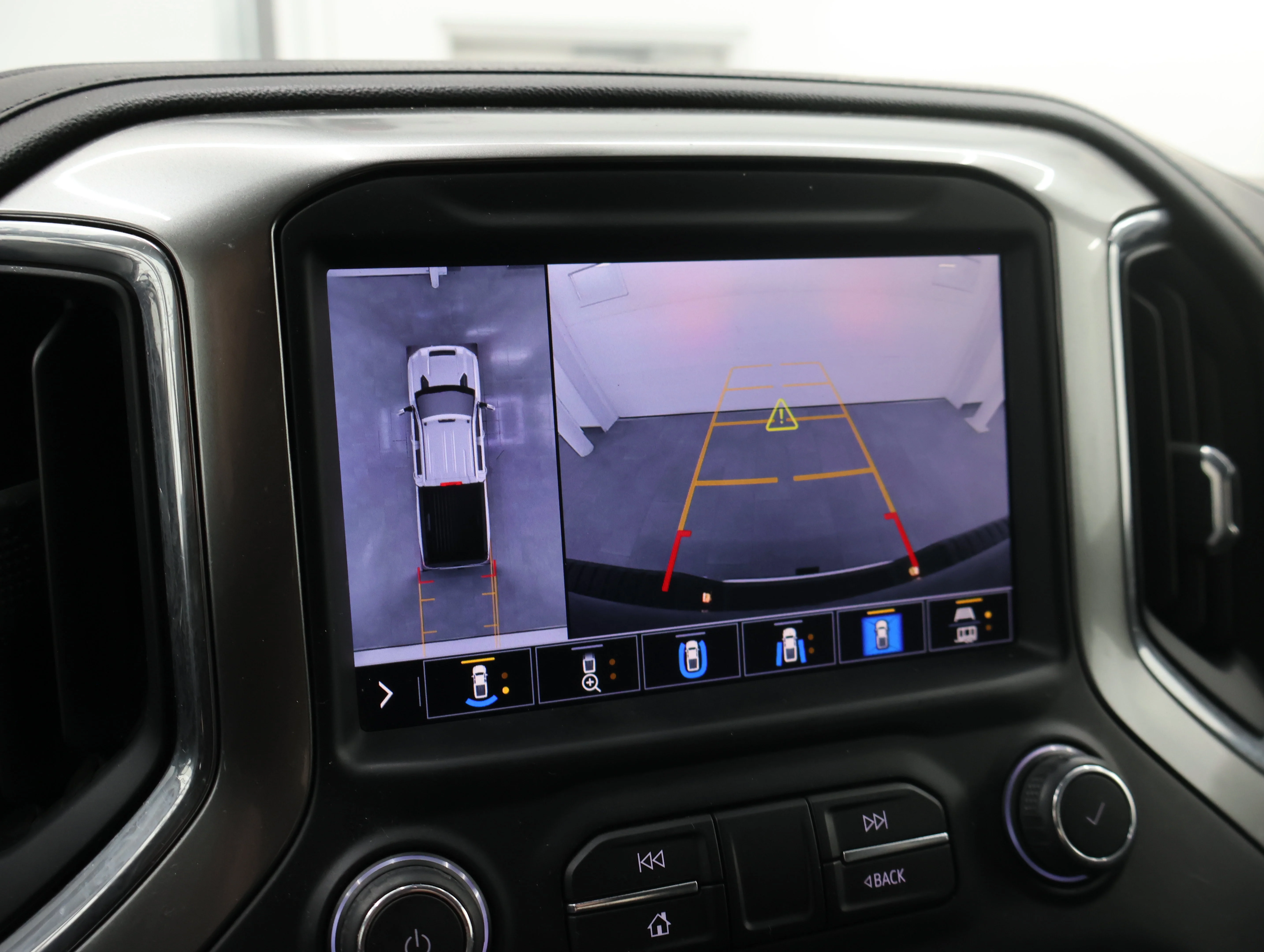 Used 2020 Black Chevrolet LTZ image 15