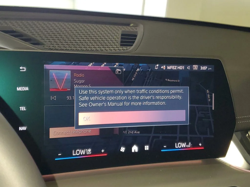 Used 2026 Red BMW xDrive28i image 21