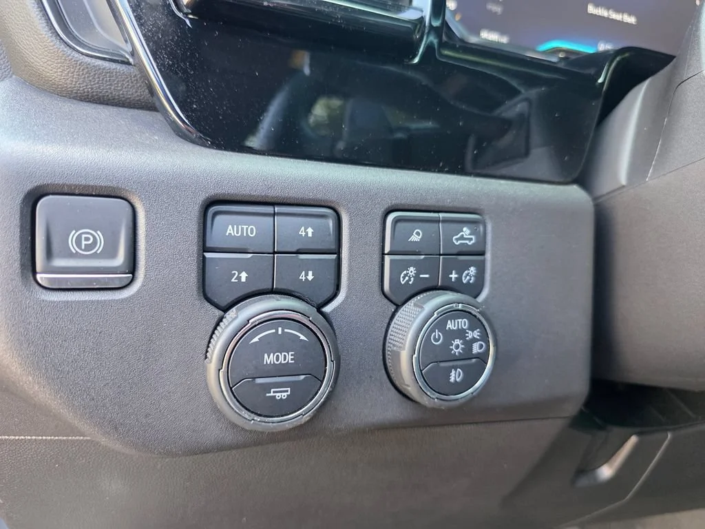 Used 2024 Sterling Gray Metallic Chevrolet ZR2 image 17